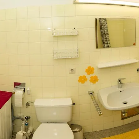 Ferienwohnung Seefeld Dorfplatz *